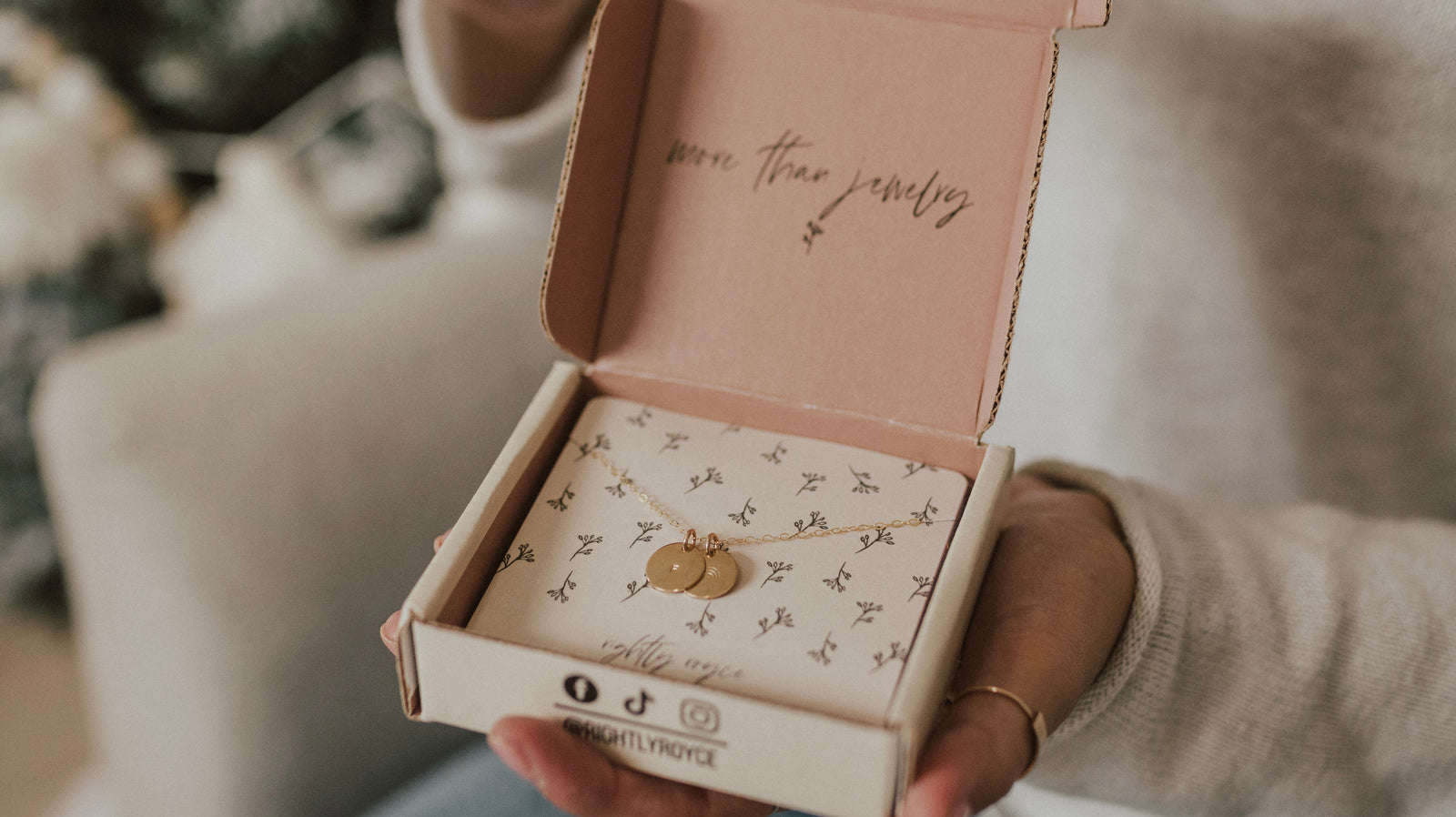 Holiday Necklace Gift Guide