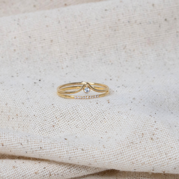 Pointed Ring, in Gold or Silver | Size 5, 6, 7, 8, 9 - Elysium Hope