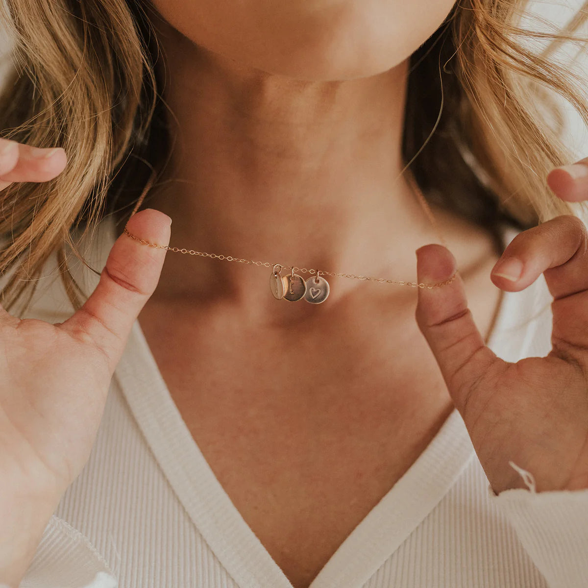 Deluna Epithet Disc Necklace 13mm [Initial] on Marmalade | The Internet's  Best Brands